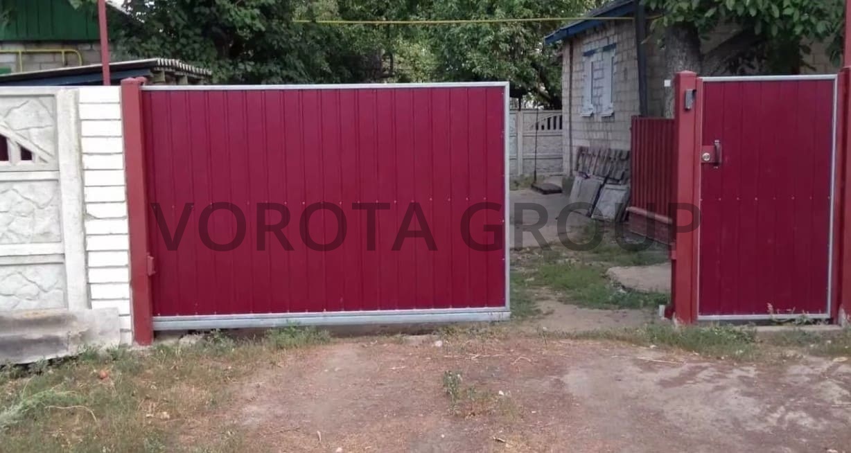 Откатные ворота Doorhan бордовые 1980х2100