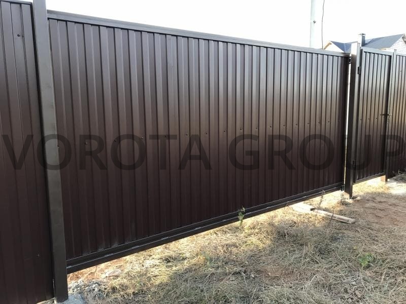 Откатные ворота Alutech коричневые 2000x1500