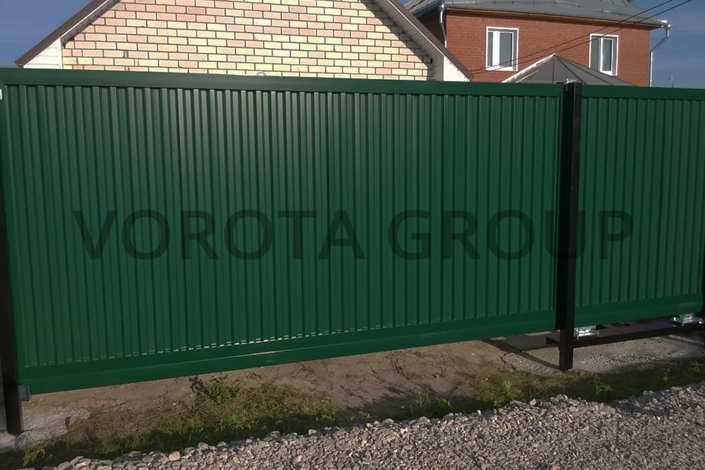 Откатные ворота Doorhan зеленые 3000x1750